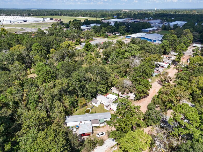 More Photos Of 220 Porter Rd, Conroe Land For Sale