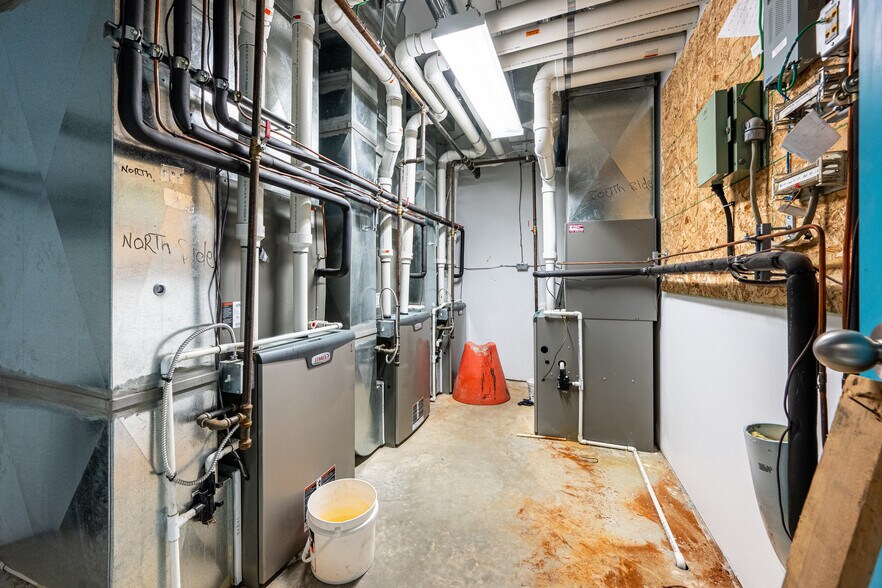 More Photos Of 501077 RR13 Airport Rd, Lloydminster Warehouse For Lease