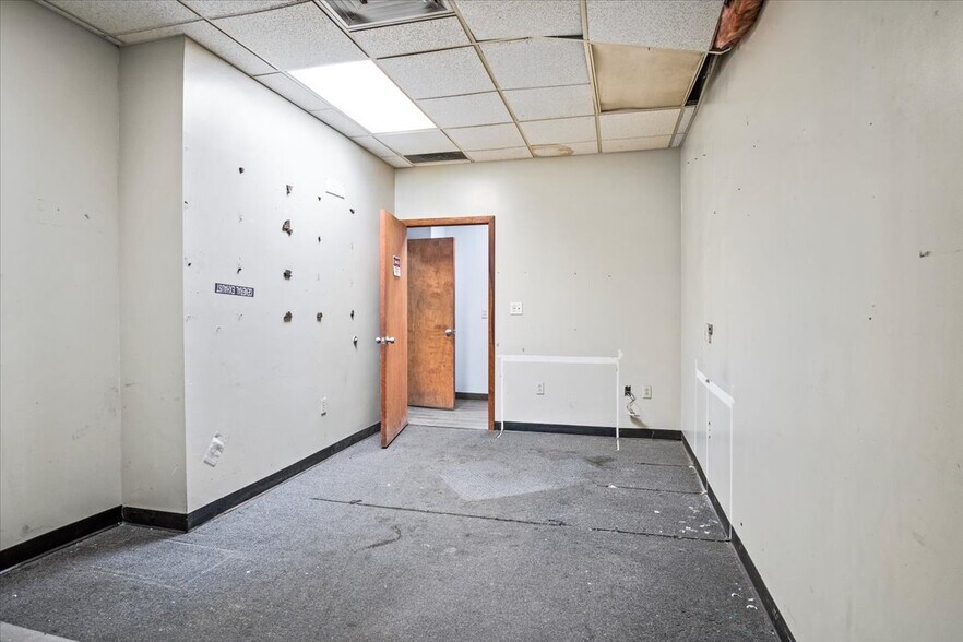 More Photos Of 373 High St, Wilkes Barre Manufacturing For Lease