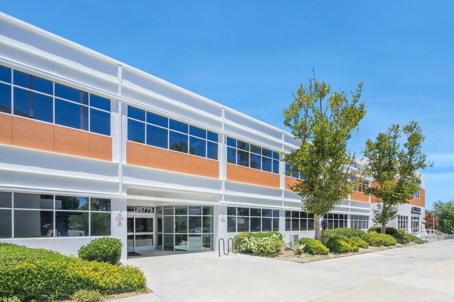 More Photos Of 25775 McBean Pky, Valencia Medical For Lease