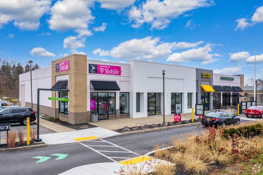 Primary Photo Of 1557 Route 9, Wappingers Falls Storefront For Lease
