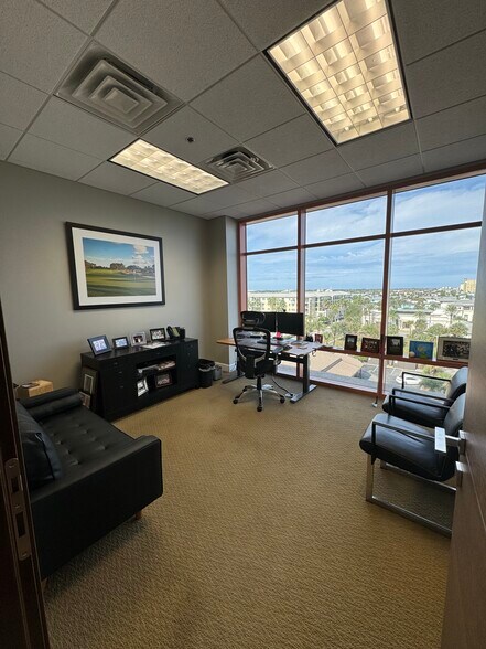 More Photos Of 320 1st St N, Jacksonville Beach Office Residential For Sale