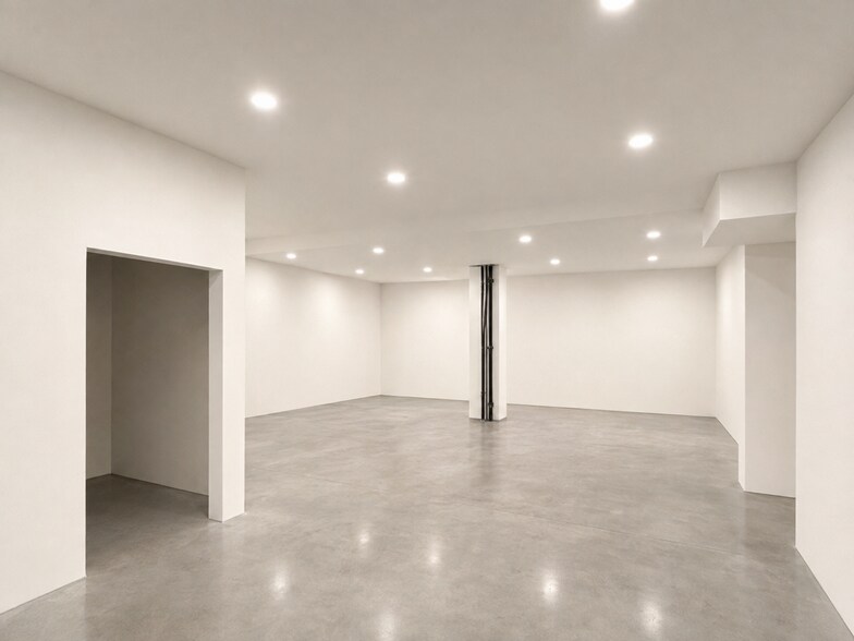 More Photos Of 33 Driggs Ave, Brooklyn General Retail For Lease