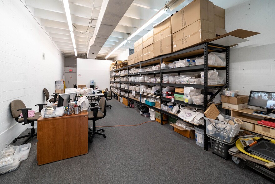 More Photos Of 1828-1854 NW 20th St, Miami Storefront Retail Office For Sale