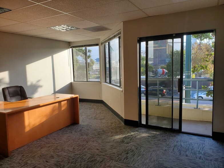 More Photos Of 3450 3rd St, San Francisco Research And Development For Sale