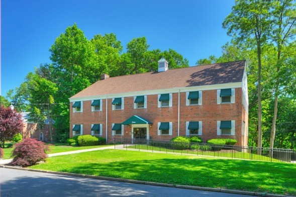 Primary Photo Of 37 3rd St, Bordentown Office For Lease