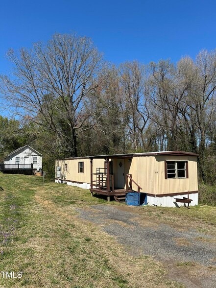 More Photos Of 309 37th St SW, Hickory Manufactured Housing Mobile Home Park For Sale