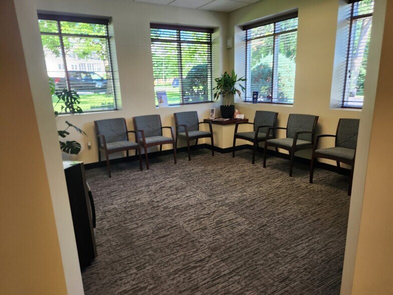 More Photos Of 3340 Sherman Ct, Eagan Medical For Sale