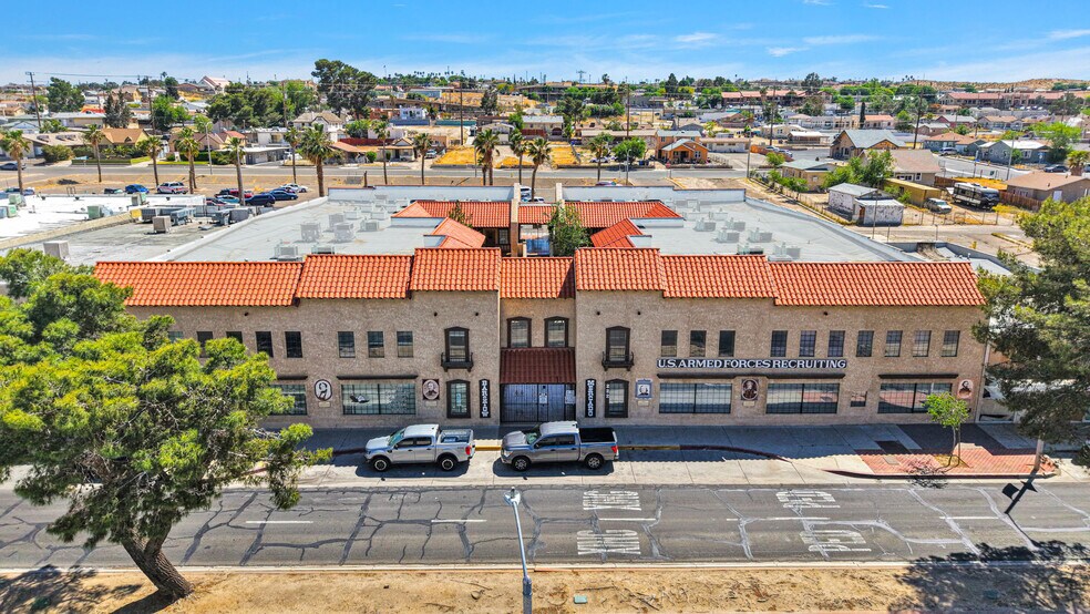 More Photos Of 222 E Main St, Barstow Office For Sale