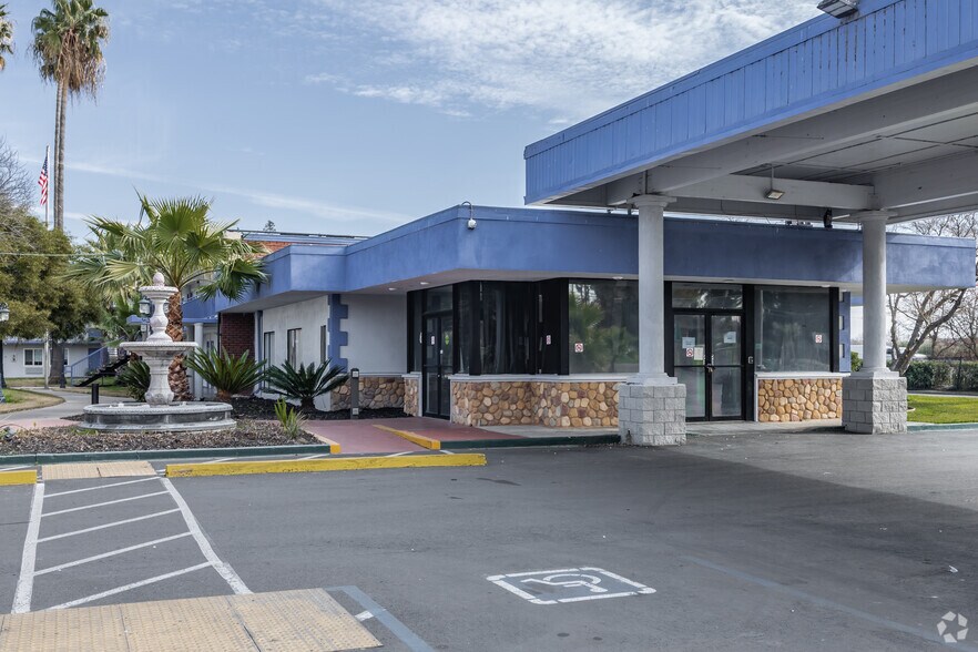 More Photos Of 1900 Canterbury Rd, Sacramento Hotel For Sale