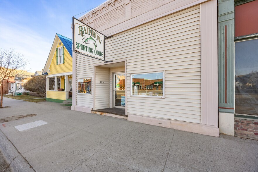 More Photos Of 605 E Park Ave, Anaconda Storefront For Sale