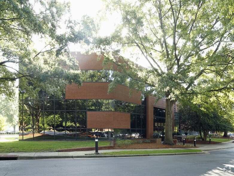 More Photos Of 6131 Falls of Neuse Rd, Raleigh Office For Lease