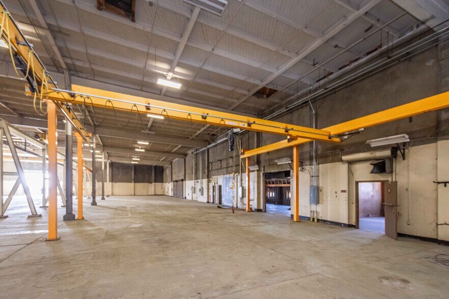 More Photos Of 2901 Apron Ave, Atwater Warehouse For Sale