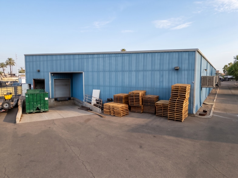 More Photos Of 737 W 2nd Ave, Mesa Manufacturing For Sale
