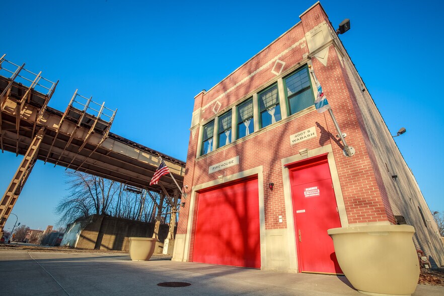 Primary Photo Of 4007 S Wabash Ave, Chicago Office For Sale