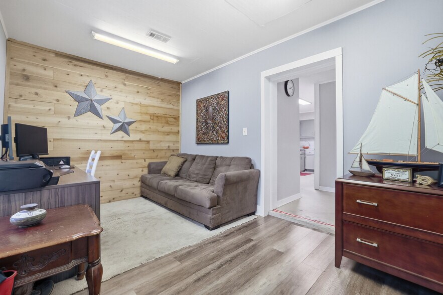 More Photos Of 14309 Stenum St, Biloxi Flex For Sale