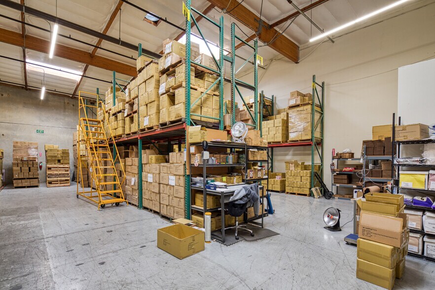 More Photos Of ,  Unknown For Sale