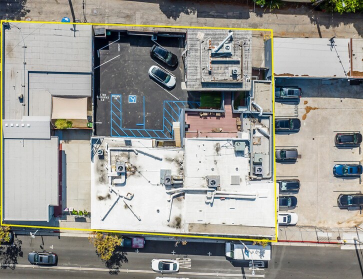 More Photos Of 2108-2116 Pico Blvd, Santa Monica Loft Creative Space For Sale