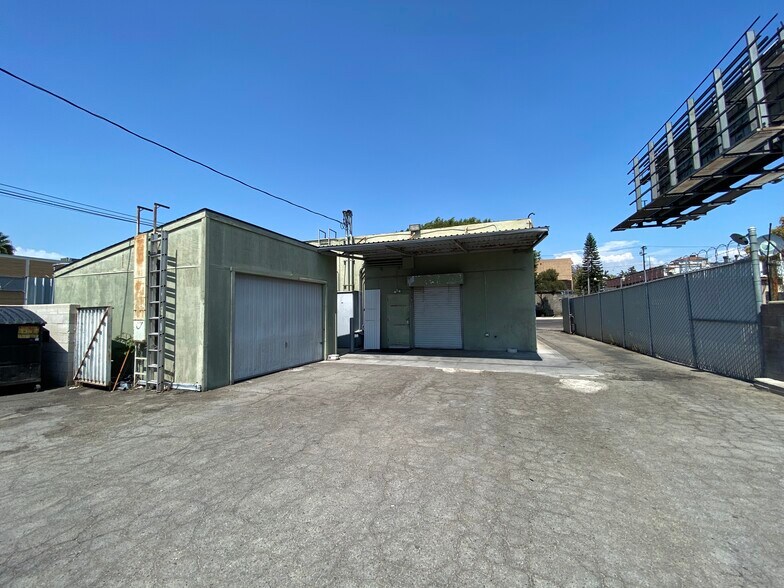 More Photos Of 5200 W Washington Blvd, Los Angeles Flex For Lease