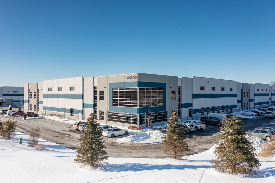 More Photos Of 3600 Lacey Rd, Downers Grove Warehouse For Sale