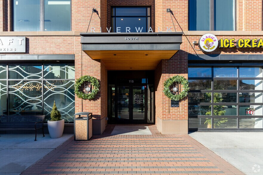 More Photos Of 221 Wilcox St, Castle Rock Office For Lease