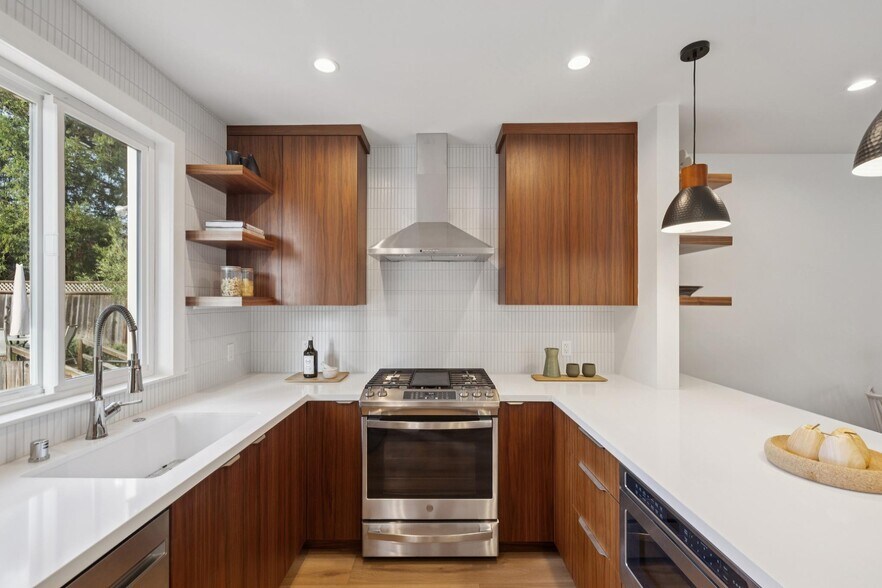 More Photos Of 253 5th Ave, San Francisco Apartments For Sale