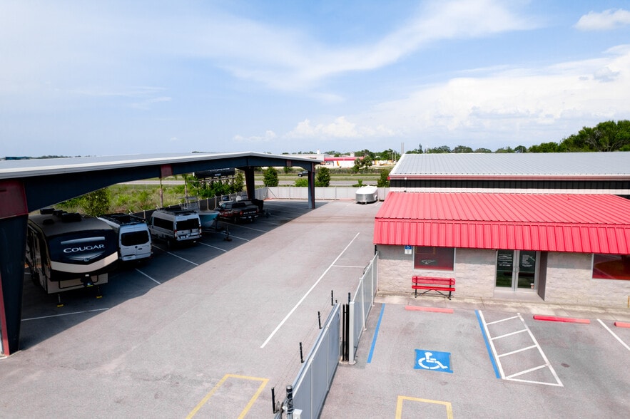 More Photos Of 7107 24th Ct E, Sarasota Industrial For Sale