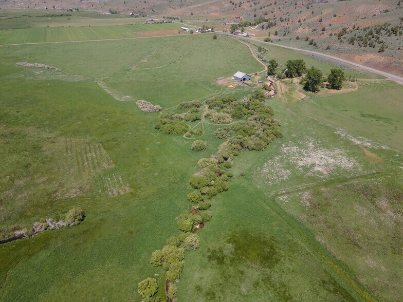 More Photos Of 15682 Highway 395, Lakeview Land For Sale