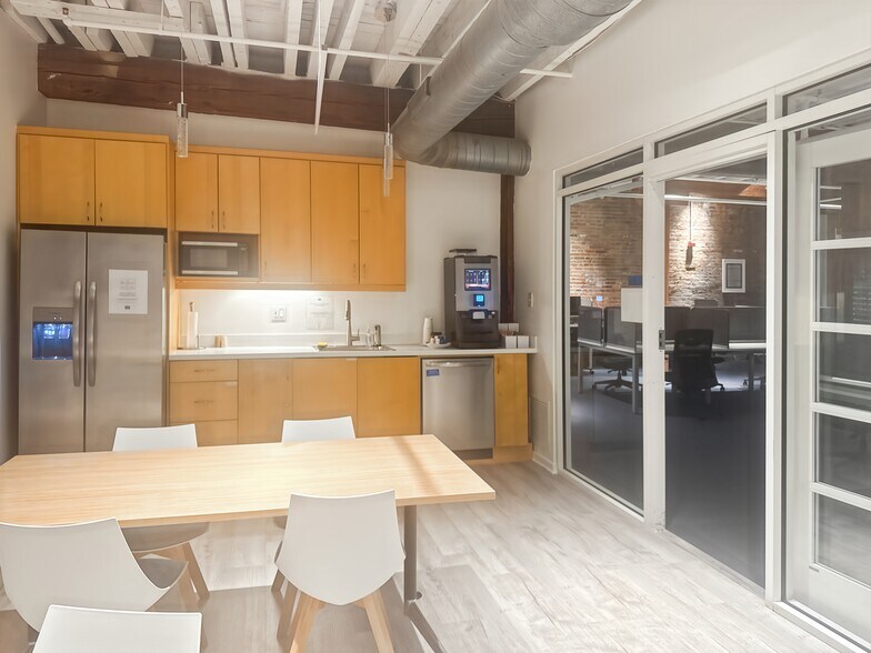 More Photos Of 1820 Lancaster St, Baltimore Coworking Space