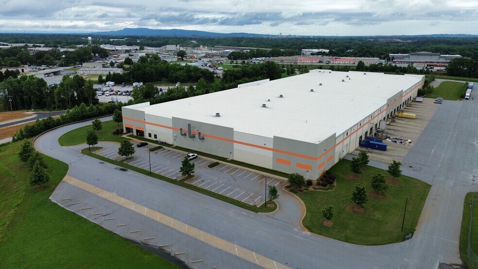 More Photos Of 2723 White Horse Rd, Greenville Distribution For Lease