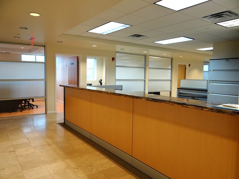 More Photos Of 3363 NE 163rd St, North Miami Beach Medical For Sale