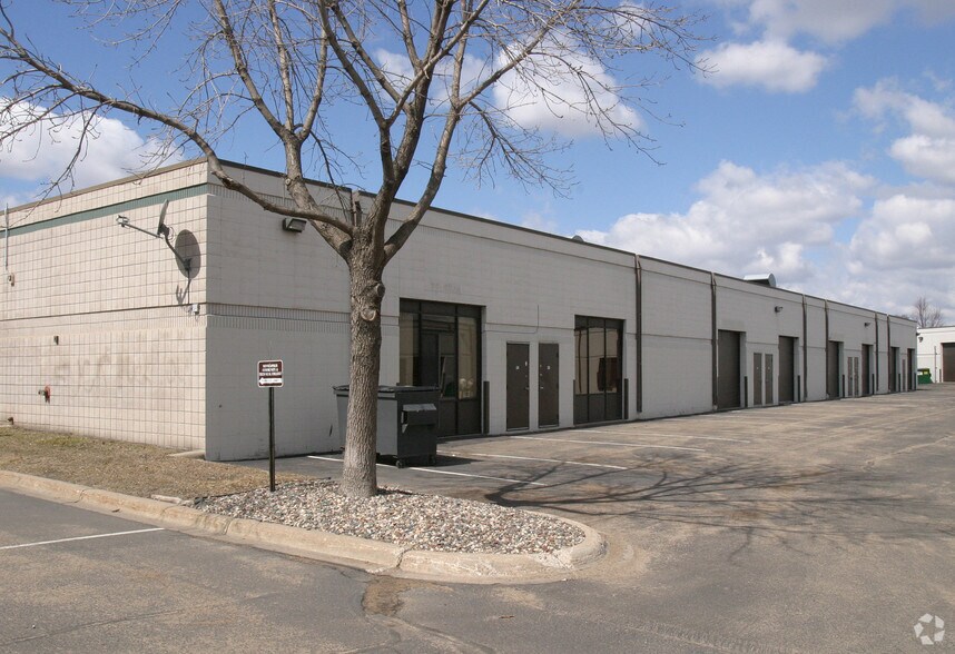More Photos Of 1400-1410 Energy Park Dr, Saint Paul Light Manufacturing For Lease