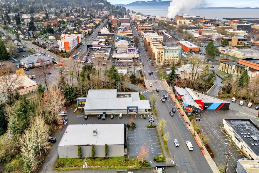 More Photos Of 1622 N State St, Bellingham Freestanding For Sale