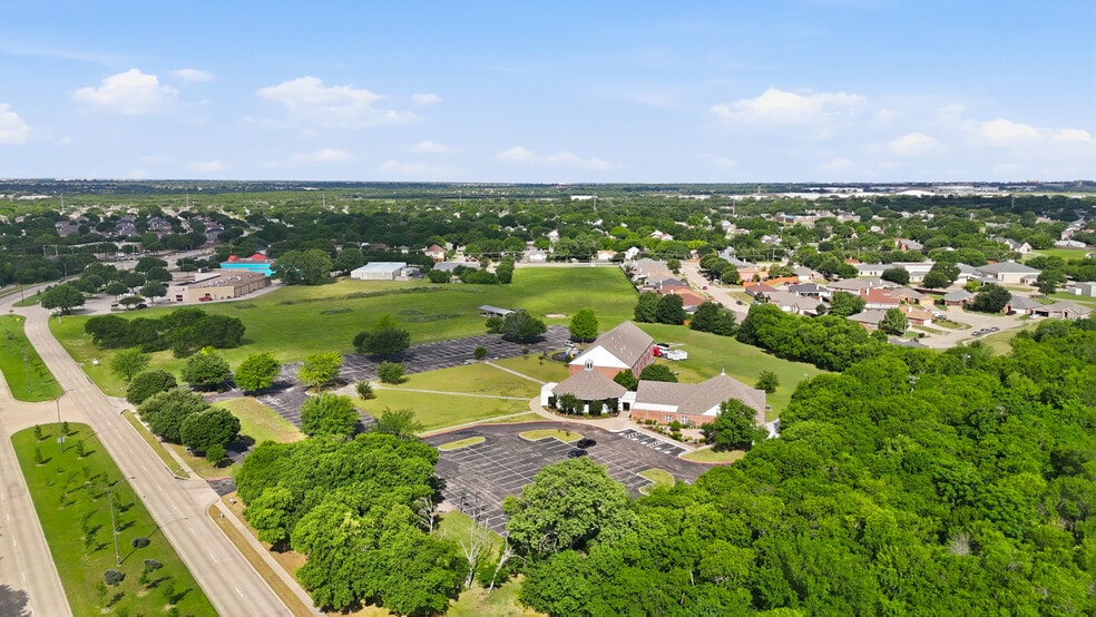 Primary Photo Of 2045 SE Green Oaks Blvd, Arlington Religious Facility For Sale