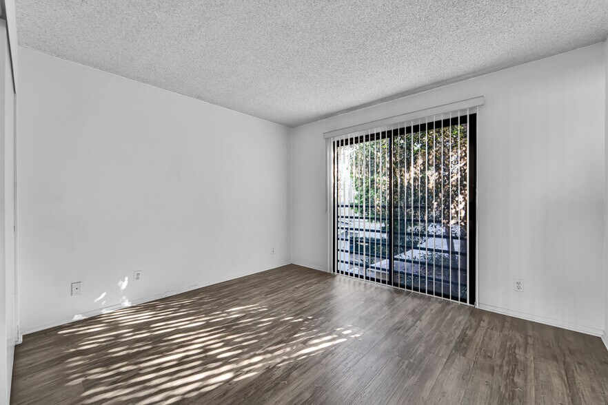 More Photos Of 1236 21st St, Santa Monica Apartments For Sale