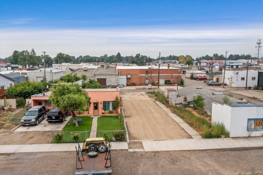 More Photos Of 18 E Owyhee Ave, Homedale Land For Sale