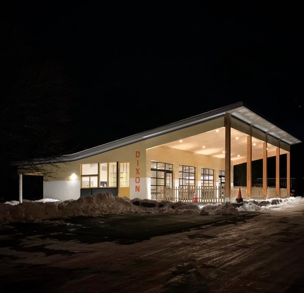 More Photos Of 261 Tinker St, Woodstock Restaurant For Sale