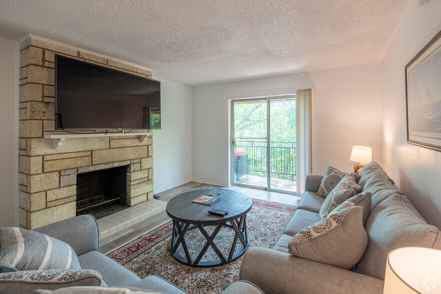 More Photos Of 7314-100 Oak Manor Dr, San Antonio Apartments For Sale