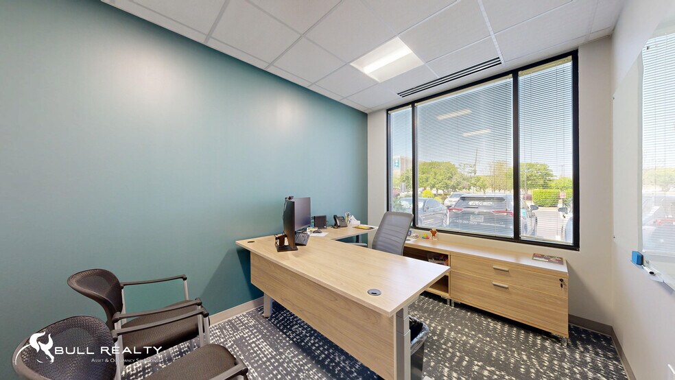 More Photos Of 34 Upper Riverdale Rd, Riverdale Medical For Lease