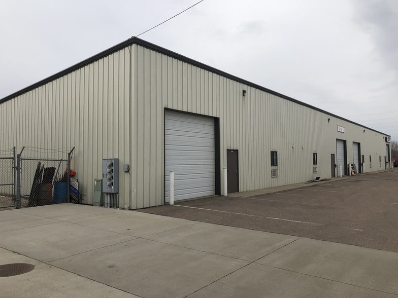 More Photos Of 1706 3rd St, Sioux City Industrial For Lease