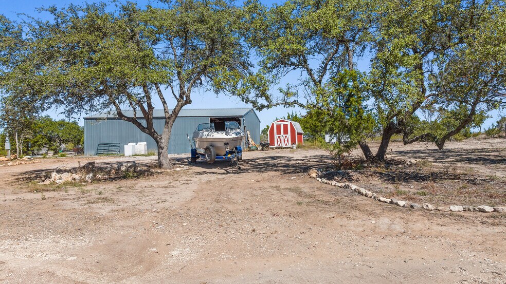 More Photos Of 8662 US 281 hwy, Blanco Land For Sale