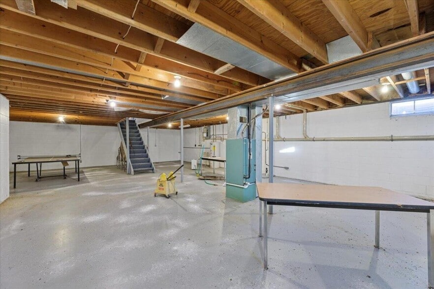 More Photos Of 21551 270th St, Mc Clelland Office For Sale