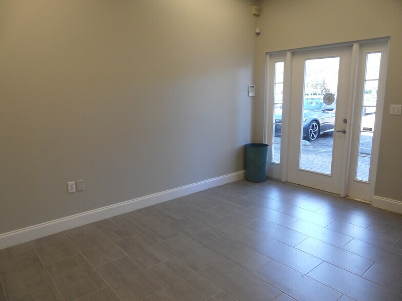 More Photos Of 1507 Park Center Dr, Orlando Office For Lease