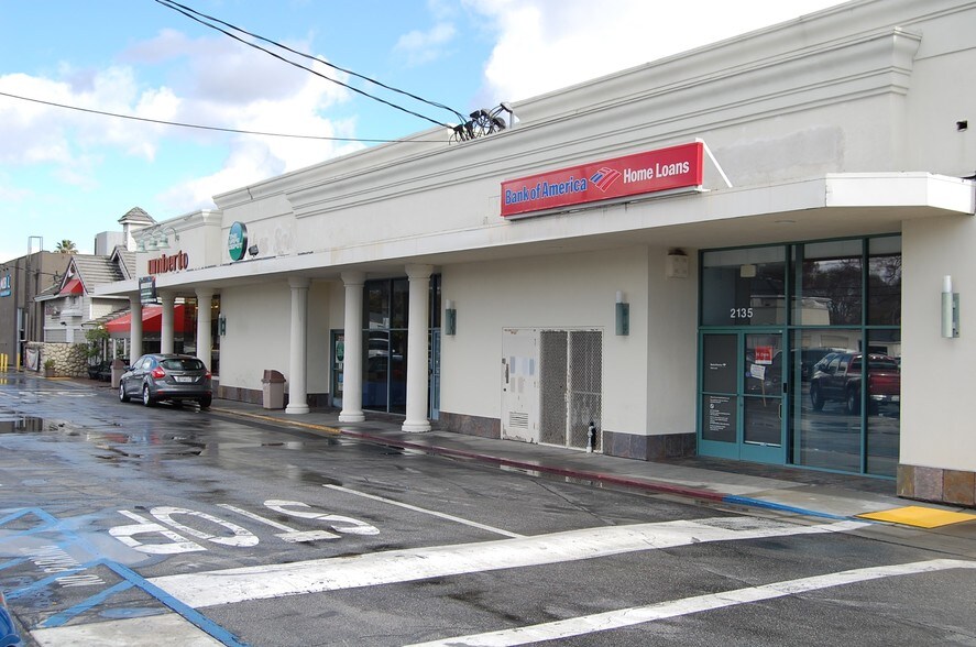 More Photos Of 2135-2141 Bellflower Blvd, Long Beach Storefront For Lease