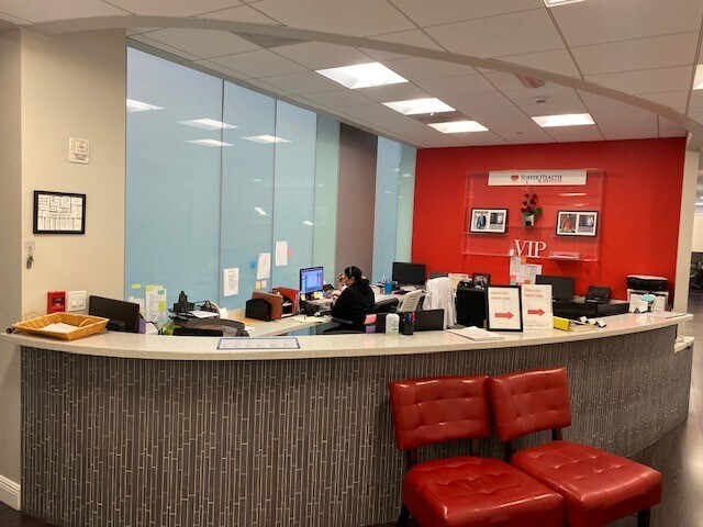 More Photos Of 21550 Biscayne Blvd, Aventura Medical For Lease