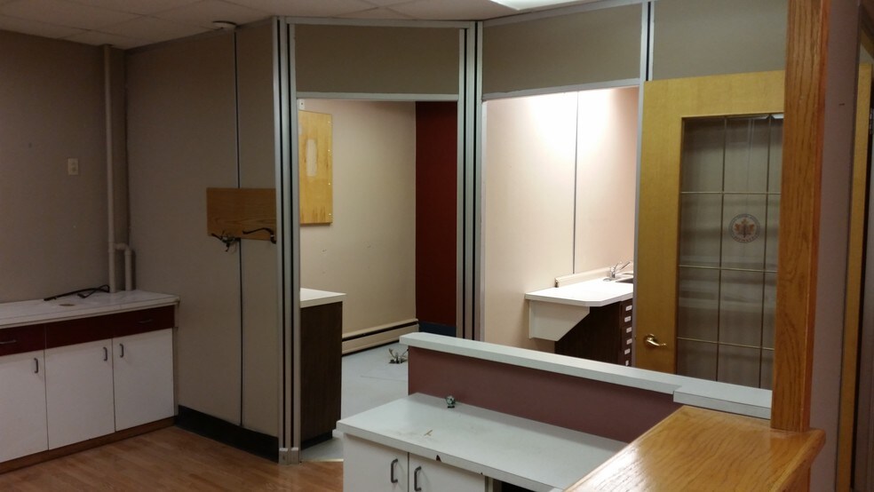 More Photos Of 8225 105th St, Edmonton Office For Lease