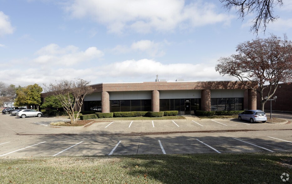 More Photos Of 10310 Brockwood Rd, Dallas Unknown For Lease