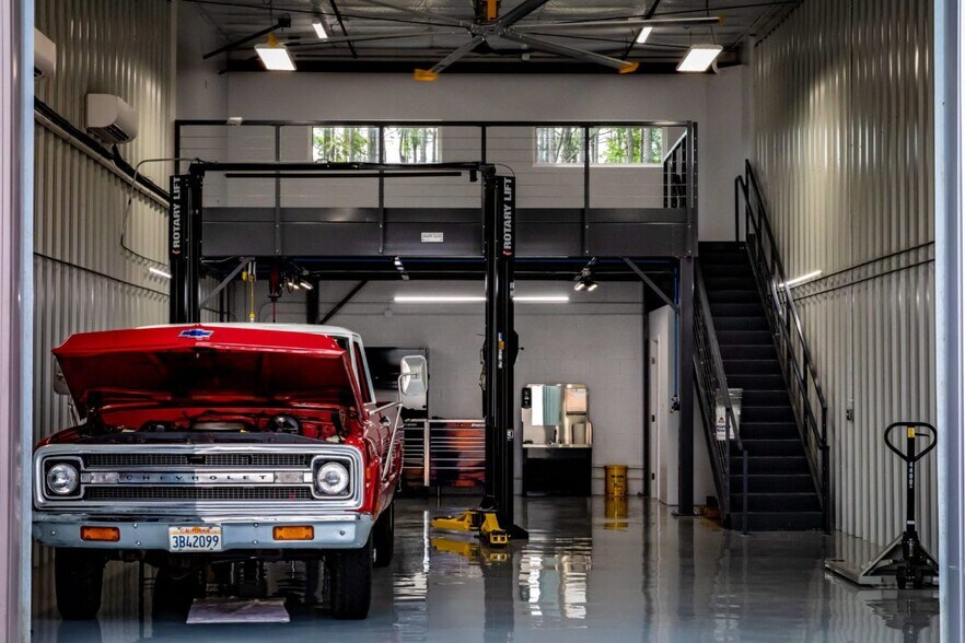 More Photos Of NE Corner of 119th & 21st N st, Wichita Specialty For Sale