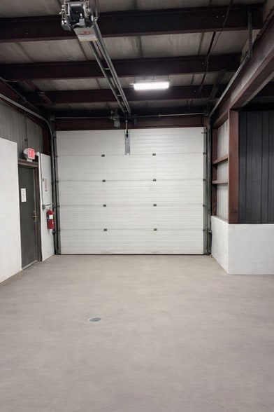 More Photos Of 733 Mike McCarthy Way, Green Bay Light Manufacturing For Sale