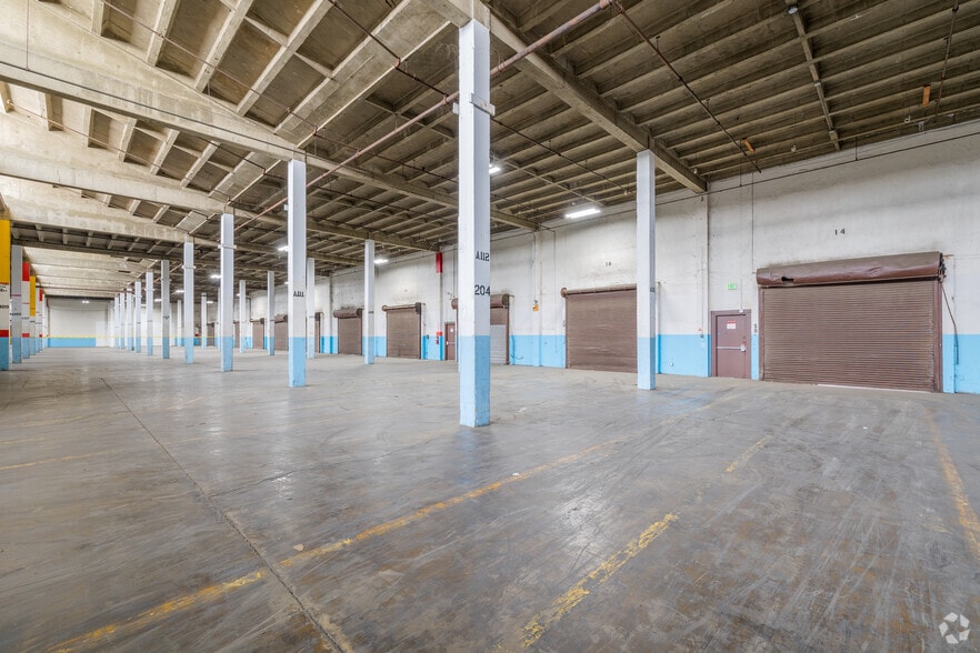 More Photos Of 5525 S Soto St, Vernon Warehouse For Lease